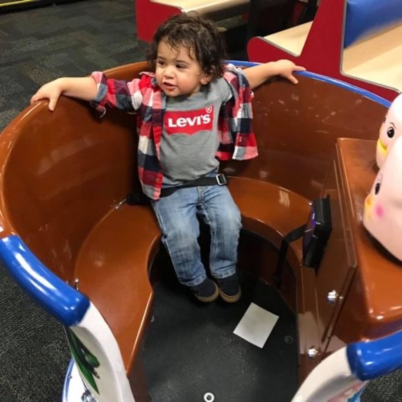 Meet your Posher, Jose - Picture 1 of 1